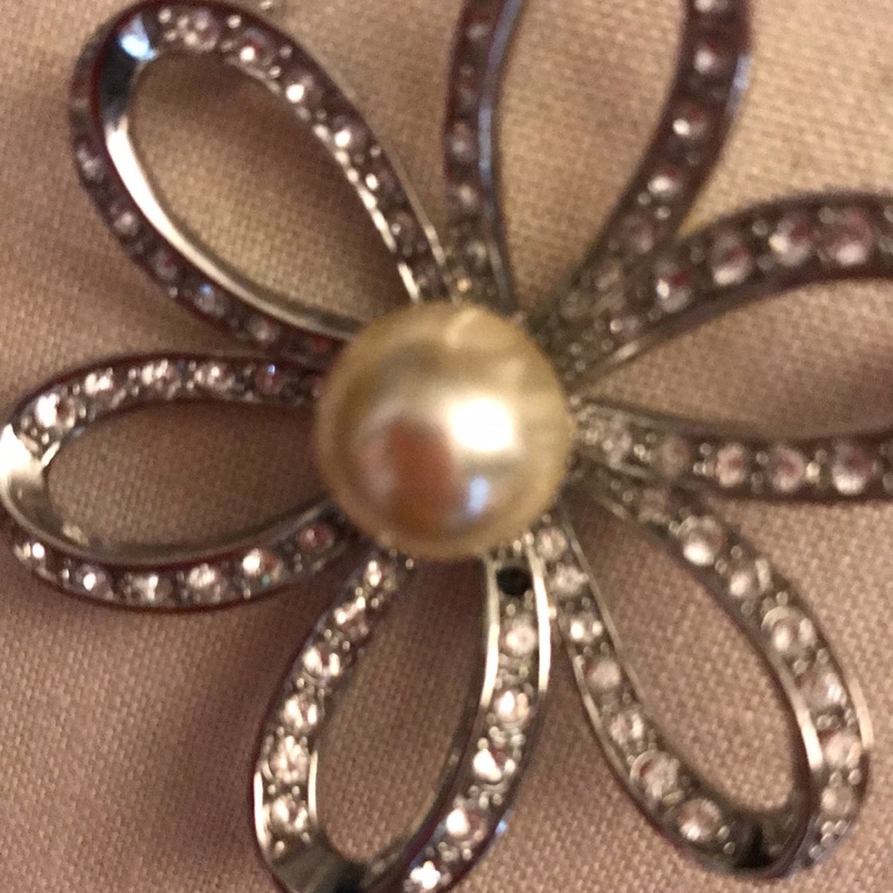Brooch - Picture 4 of 5